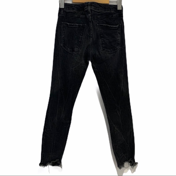 Zara Mid Rise Skinny Fit Raw Hem Distressed Jeans Vintage Black Wash Size 6 EUC - Picture 5 of 12